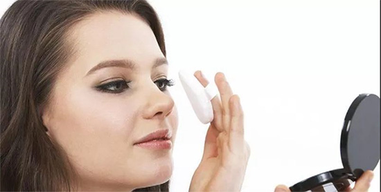 化妝之后脫妝怎么辦？化妝后脫妝注意事項！