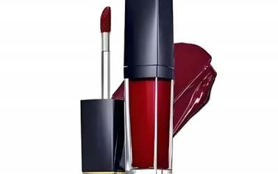 唇釉與口紅有什么區(qū)別？唇釉和口紅的區(qū)別有哪些？